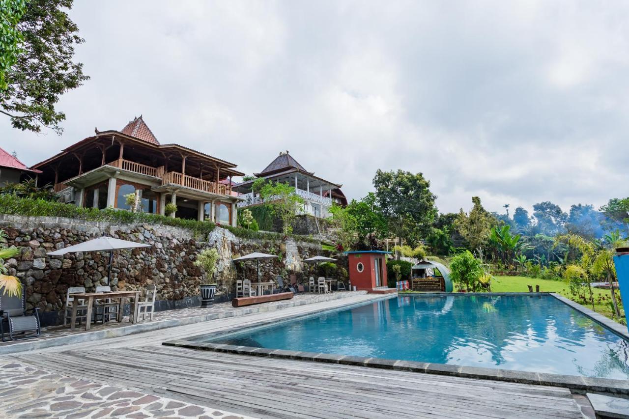 Villa Gajah Mas Baturiti Exterior photo